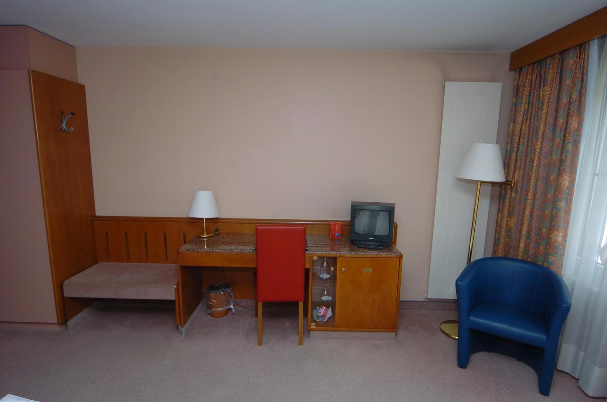 Hotel Le Cedre Bex Cameră foto